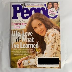 People Magazine February 7 2022 Courteney Cox Meat Loaf Nick Jonas and Priyanka